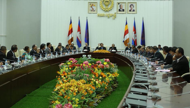ការ​បង្កើន​សមាជិក​ជាន់​ខ្ពស់​នៃ​របប​លោក ហ៊ុន សែន ជា​ការ​រួមគ្នា​បំផ្លាញ​ថវិកា​ជាតិ​ធ្ងន់ធ្ងរ